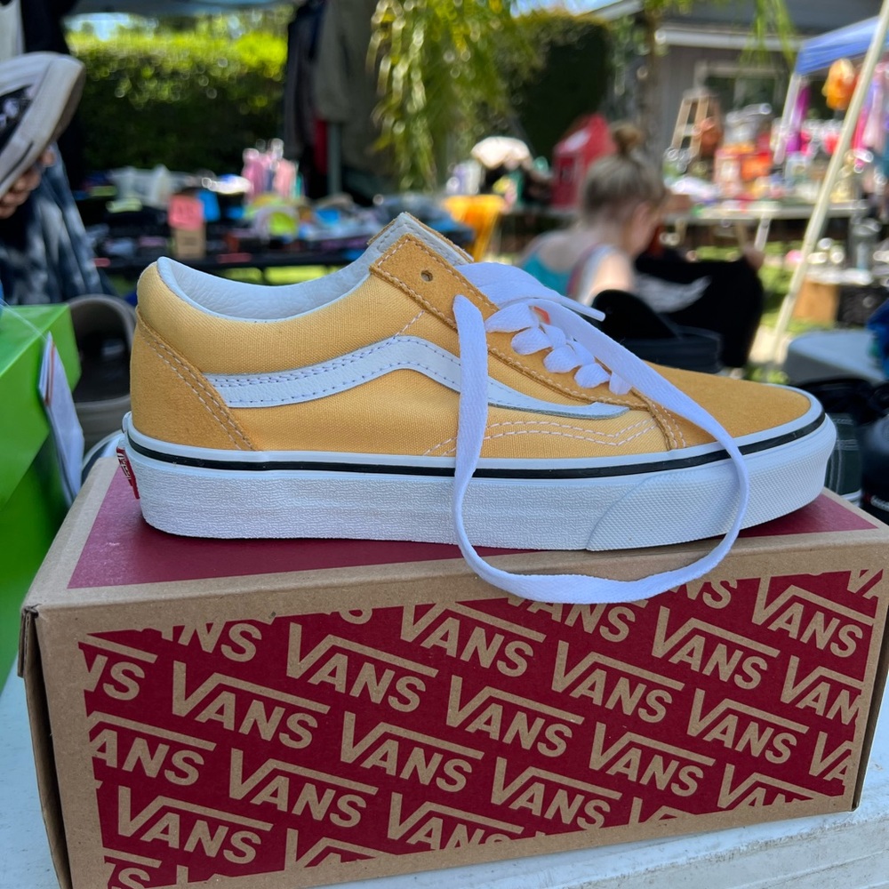 Vans Yellow and White Sneakers Classic Style